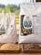 Calciu furajer Agro Daia în ambalaje de 5 kg și 25 kg, alături de porumb măcinat, șroturi și tărâțe.